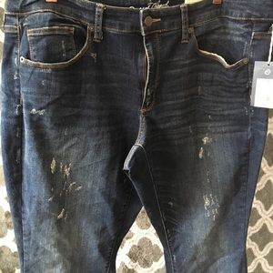 NWT Universal Thread Fitted Bootcut